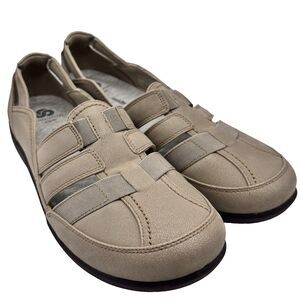 Clarks Cloudsteppers Sillian Stork Women 12M Sand Sandals Slip On Comfort Sz 12M